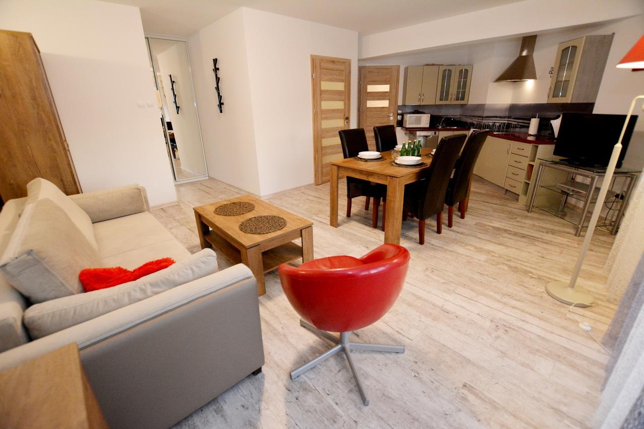Apartament Przy Latarni Morskiej 科沃布热格 外观 照片